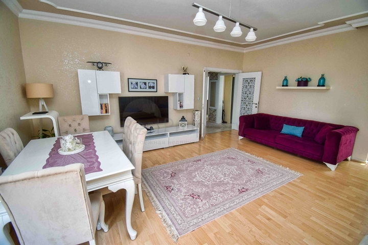 Квартира планировки 3+1 в микрорайоне Лара - Анталия 