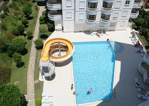 Шикарный пентхаус с четырьмя спальнями в уютном районе Тосмур