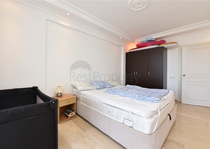 Шикарный пентхаус с четырьмя спальнями в уютном районе Тосмур