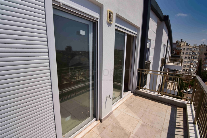 Квартиры планировки 2+1 и 6+1 в центре города Анталия 