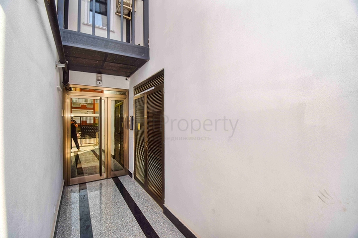 Квартиры планировки 2+1 и 6+1 в центре города Анталия 