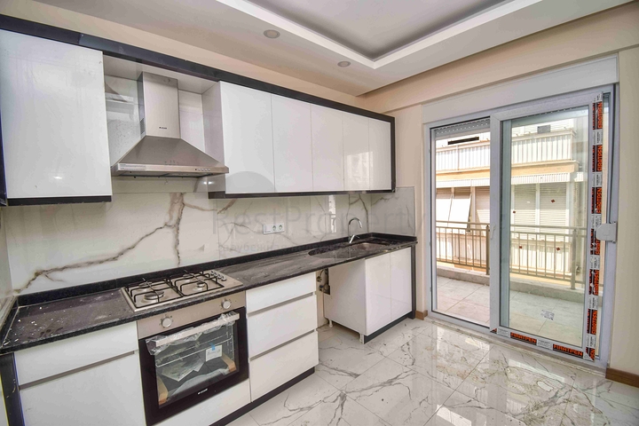 Квартиры планировки 2+1 и 6+1 в центре города Анталия 