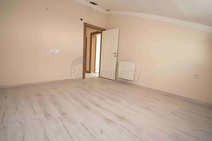 Квартиры планировки 2+1 и 6+1 в центре города Анталия 