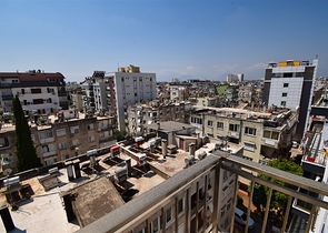 Квартира планировки 6+1 дуплекс в центре города Анталия 