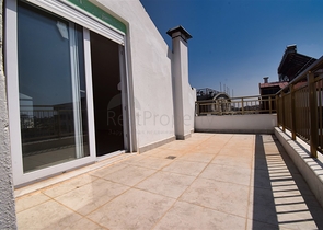 Квартира планировки 6+1 дуплекс в центре города Анталия 