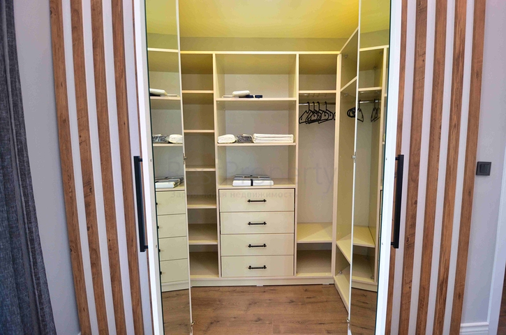 Просторная вилла планировки 4+1 в районе Кемер - Анталия 