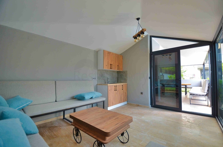 Просторная вилла планировки 4+1 в районе Кемер - Анталия 