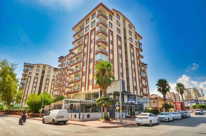 Просторная квартира планировки 4+1 в микрорайоне Унджалы - Анталия 