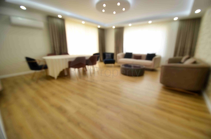 Просторная квартира планировки 4+1 в микрорайоне Унджалы - Анталия 