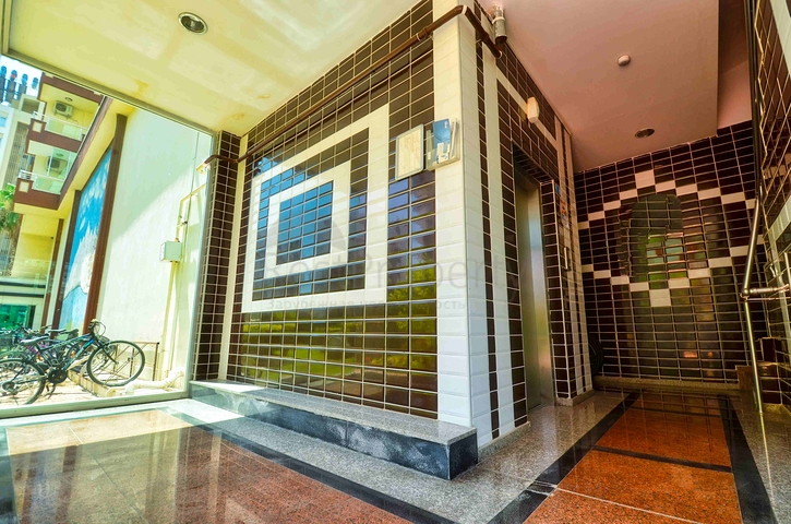 Просторная квартира планировки 4+1 в микрорайоне Унджалы - Анталия 