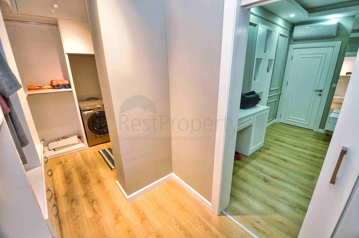 Просторная квартира планировки 4+1 в микрорайоне Унджалы - Анталия 