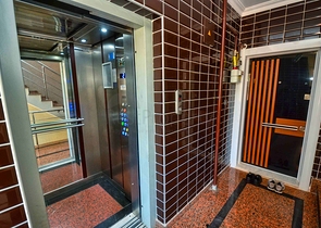 Просторная квартира планировки 4+1 в микрорайоне Унджалы - Анталия 