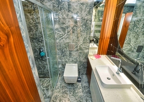 Просторная квартира планировки 4+1 в микрорайоне Унджалы - Анталия 