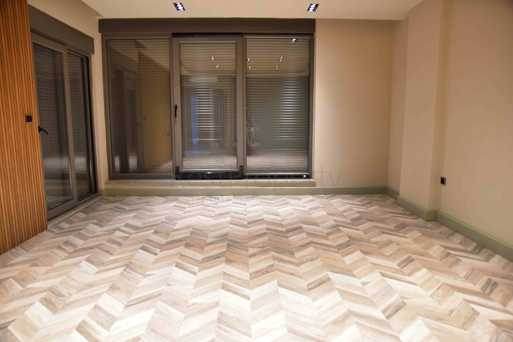 Квартира планировки 2+1 в центре города Анталия 