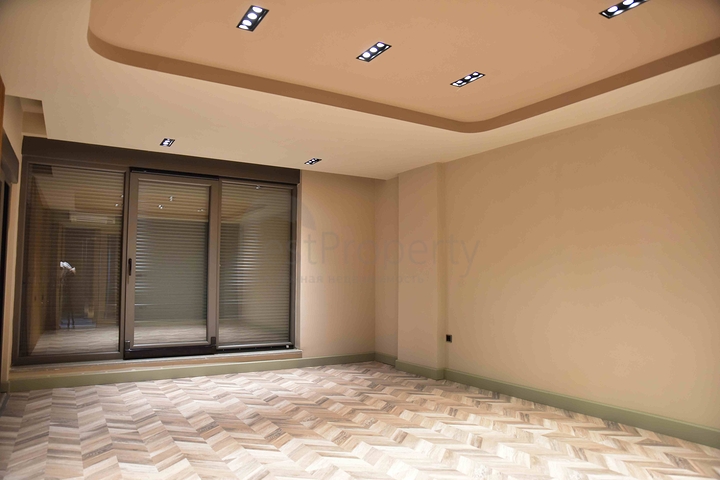 Квартира планировки 2+1 в центре города Анталия 