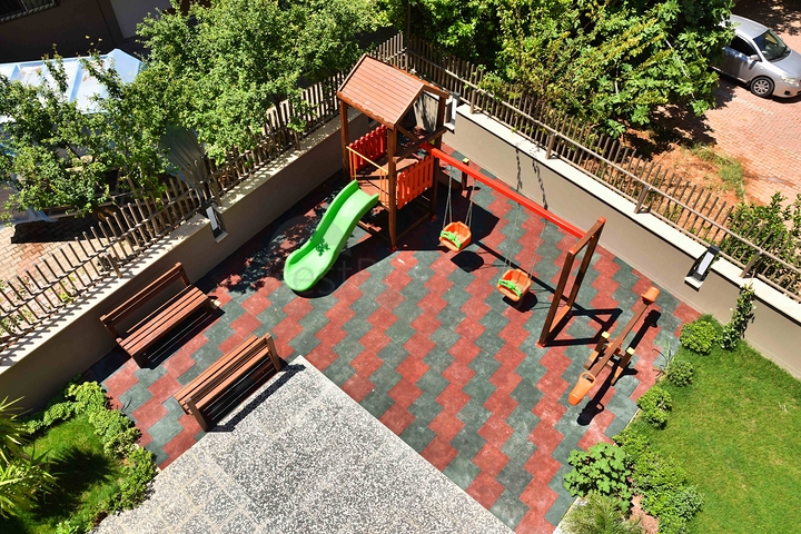 Квартира планировки 2+1 в центре города Анталия 