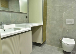 Квартира планировки 2+1 в центре города Анталия 