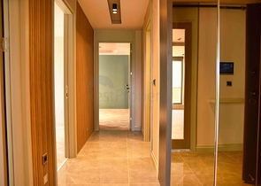 Квартира планировки 2+1 в центре города Анталия 