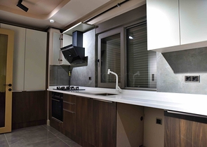 Квартира планировки 2+1 в центре города Анталия 