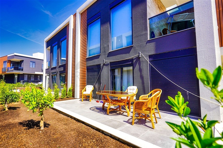 Вилла планировки 4+1 в районе Лара - Анталия 