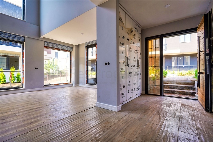 Вилла планировки 4+1 в районе Лара - Анталия 