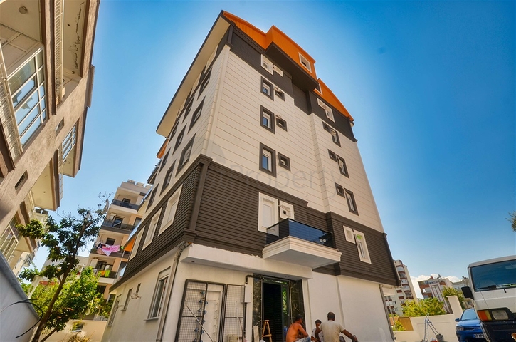 Квартиры планировки 2+1,3+1 в центре города Анталия 