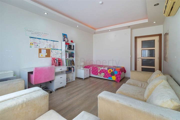 Квартира планировки 3+1 в микрорайоне Пынарбашы - Анталия 