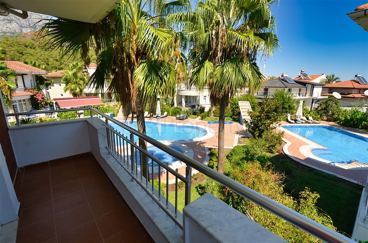 Виллы планировки 5+1 в живописном районе Кемера