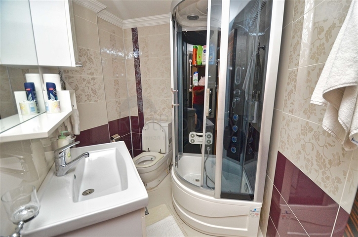 Виллы планировки 5+1 в живописном районе Кемера