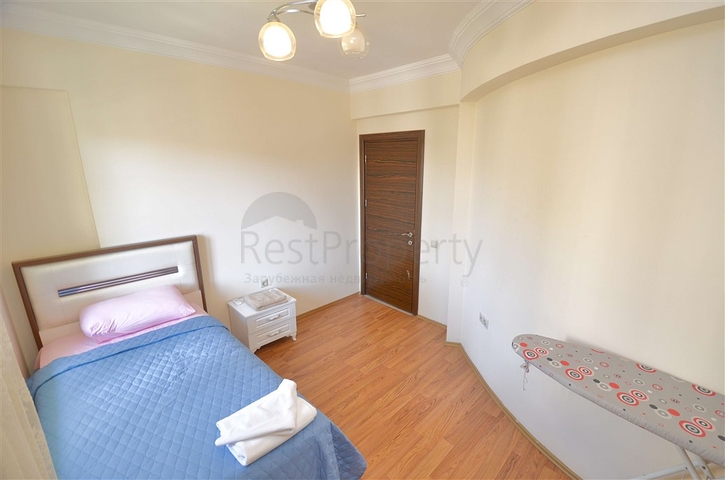 Виллы планировки 5+1 в живописном районе Кемера