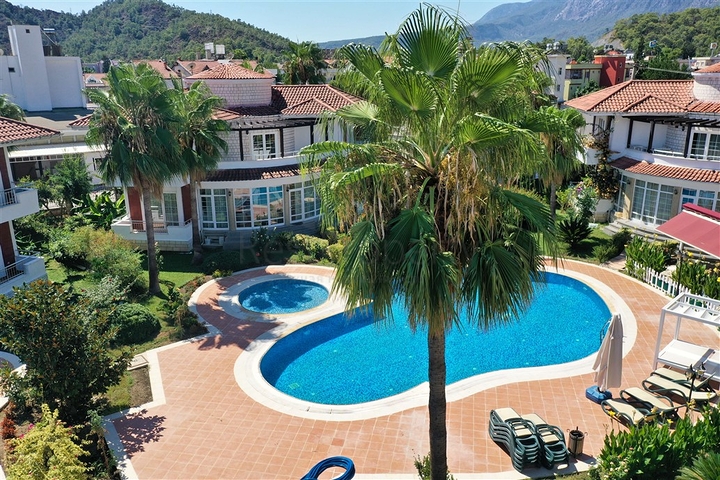 Виллы планировки 5+1 в живописном районе Кемера