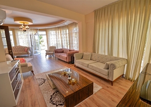 Виллы планировки 5+1 в живописном районе Кемера