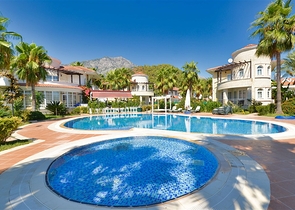 Виллы планировки 5+1 в живописном районе Кемера