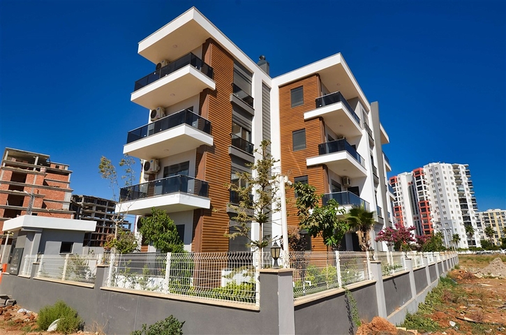 Квартира планировки 1+1 в районе Алтынташ - Анталия