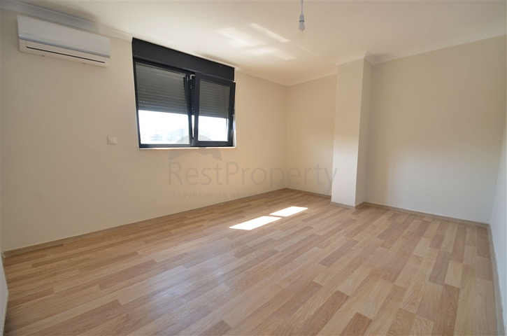 Квартира планировки 5+1 дуплекс в центре города Анталия 