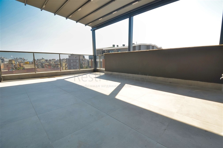 Квартира планировки 5+1 дуплекс в центре города Анталия 