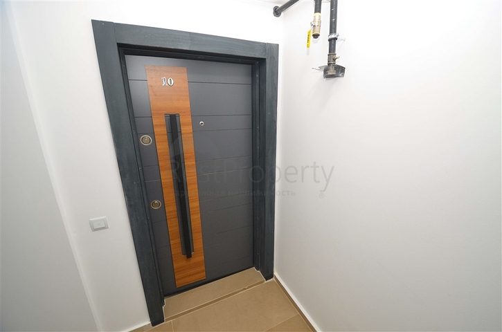 Квартира планировки 5+1 дуплекс в центре города Анталия 