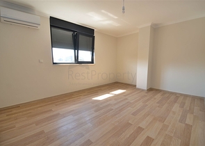 Квартира планировки 5+1 дуплекс в центре города Анталия 