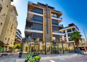 Квартира планировки 5+1 дуплекс в центре города Анталия 