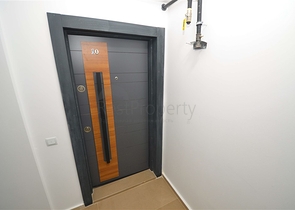 Квартира планировки 5+1 дуплекс в центре города Анталия 