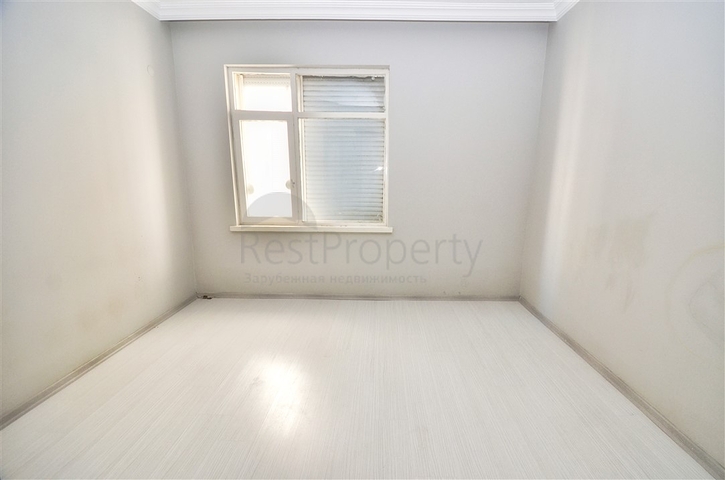 Квартира планировки 3+1 в центре города Анталия 