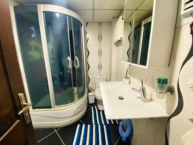 Квартира планировки 3+1 в центре города Анталия 