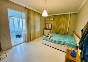 Квартира планировки 3+1 в центре города Анталия 