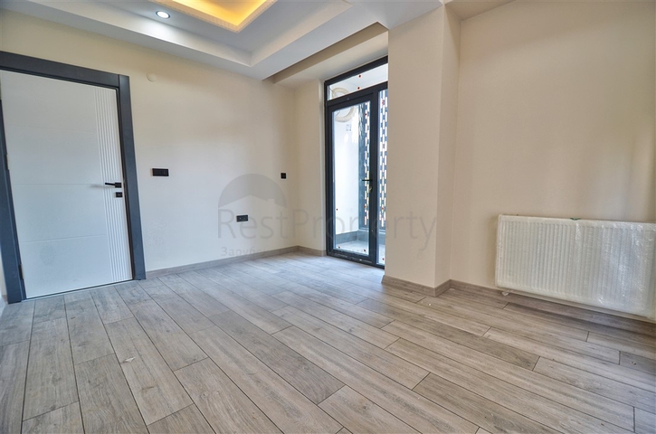 Квартиры планировки 6+1 в центре города Анталия 