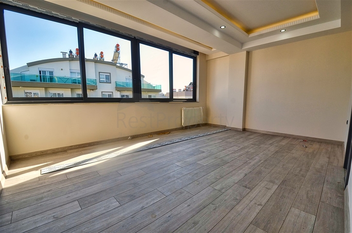 Квартиры планировки 6+1 в центре города Анталия 