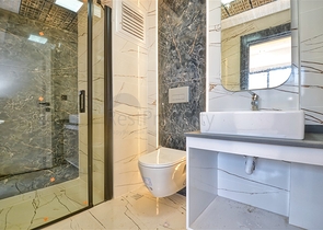 Квартиры планировки 6+1 в центре города Анталия 