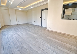 Квартиры планировки 6+1 в центре города Анталия 