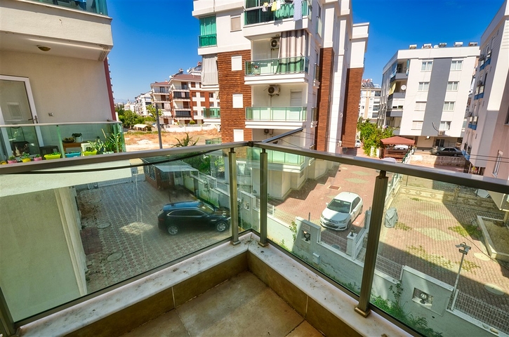 Квартира планировки 2+1 в микрорайоне Кызыларык - Анталия 