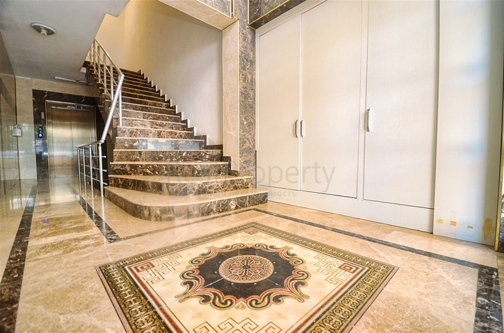 Квартира планировки 2+1 в микрорайоне Кызыларык - Анталия 