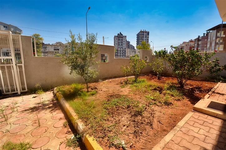 Квартира планировки 2+1 в микрорайоне Кызыларык - Анталия 